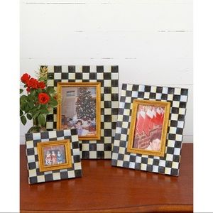 Mackenzie Childs courtly check Enamel Frame🖤